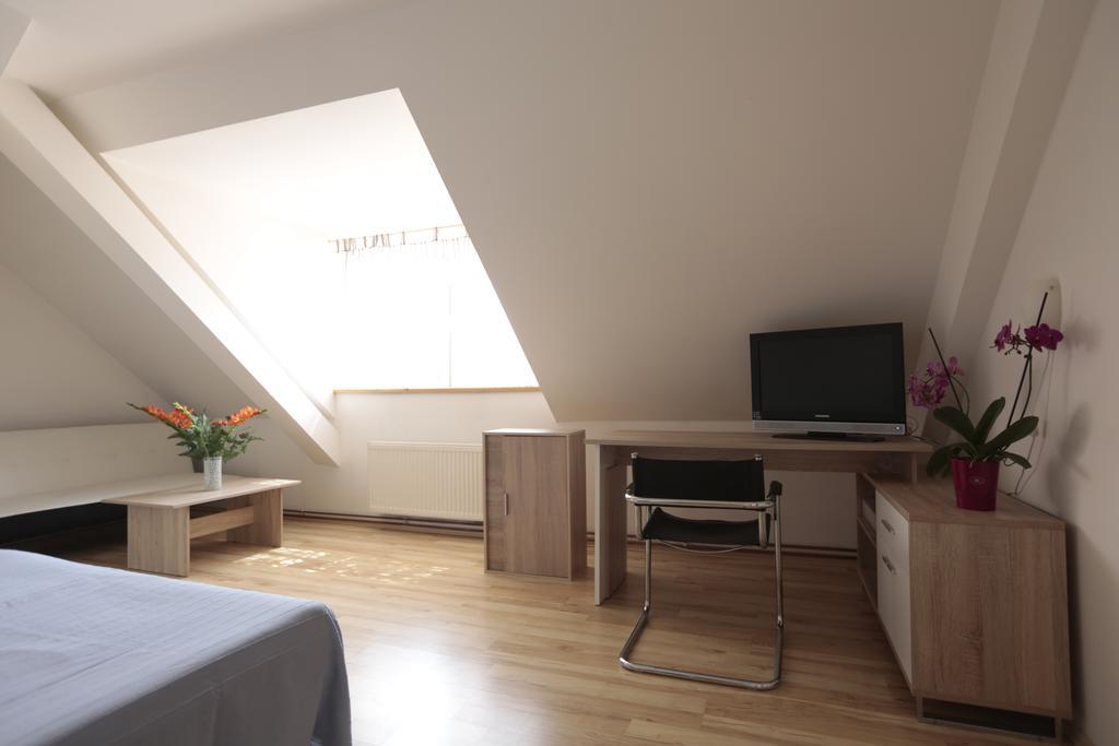 Penzion Na Cymbálku Horni Tranovice Habitación foto
